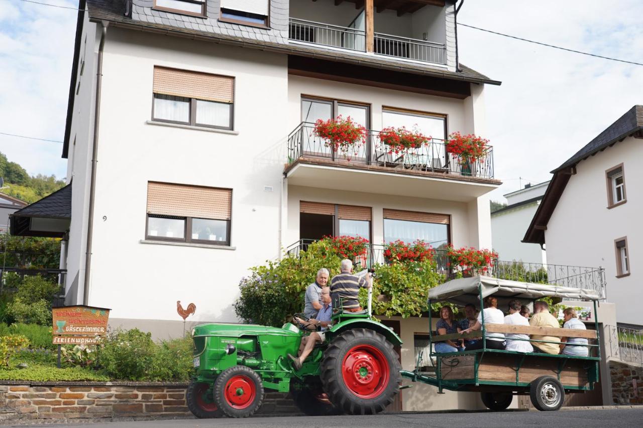 לינה וארוחת בוקר Burg  Ferienweingut Hirschen Schulstrasse מראה חיצוני תמונה